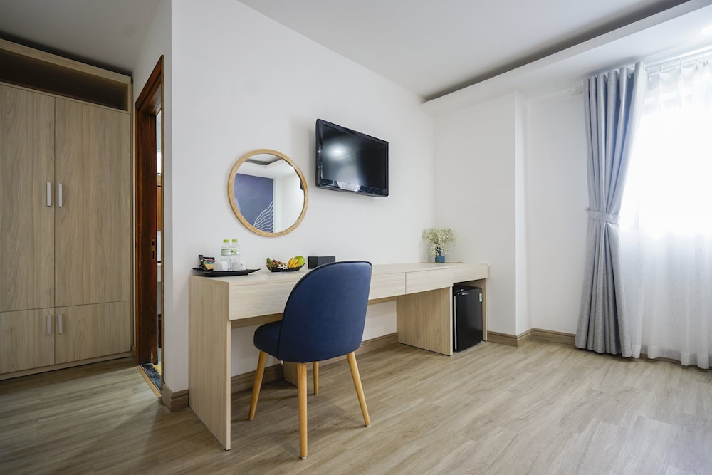 Family Twin Room, City View - Photo 9