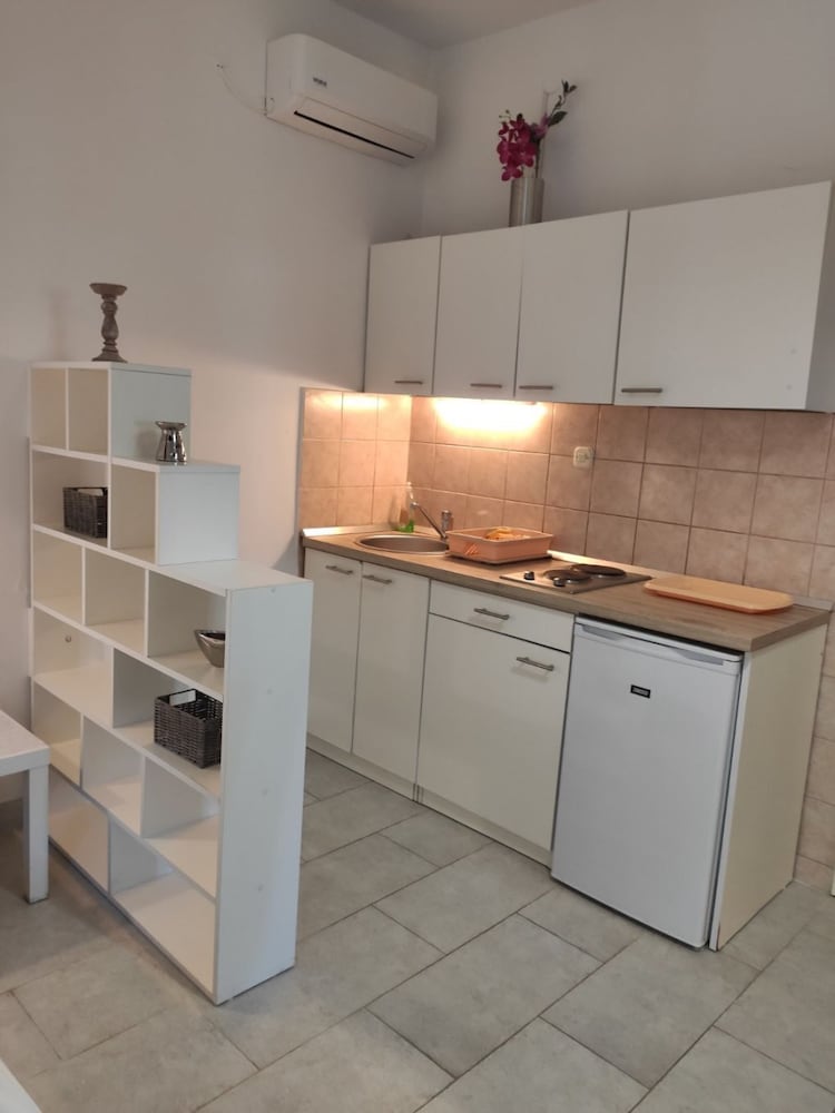 Apartment (Mare - great location - A4(3))