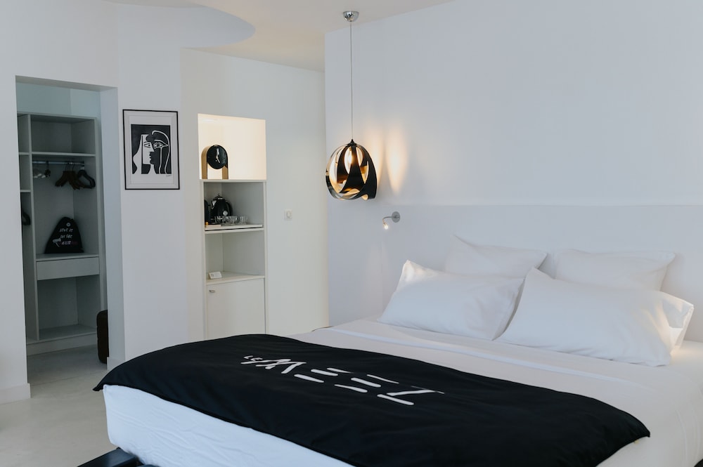 Suite Suite
