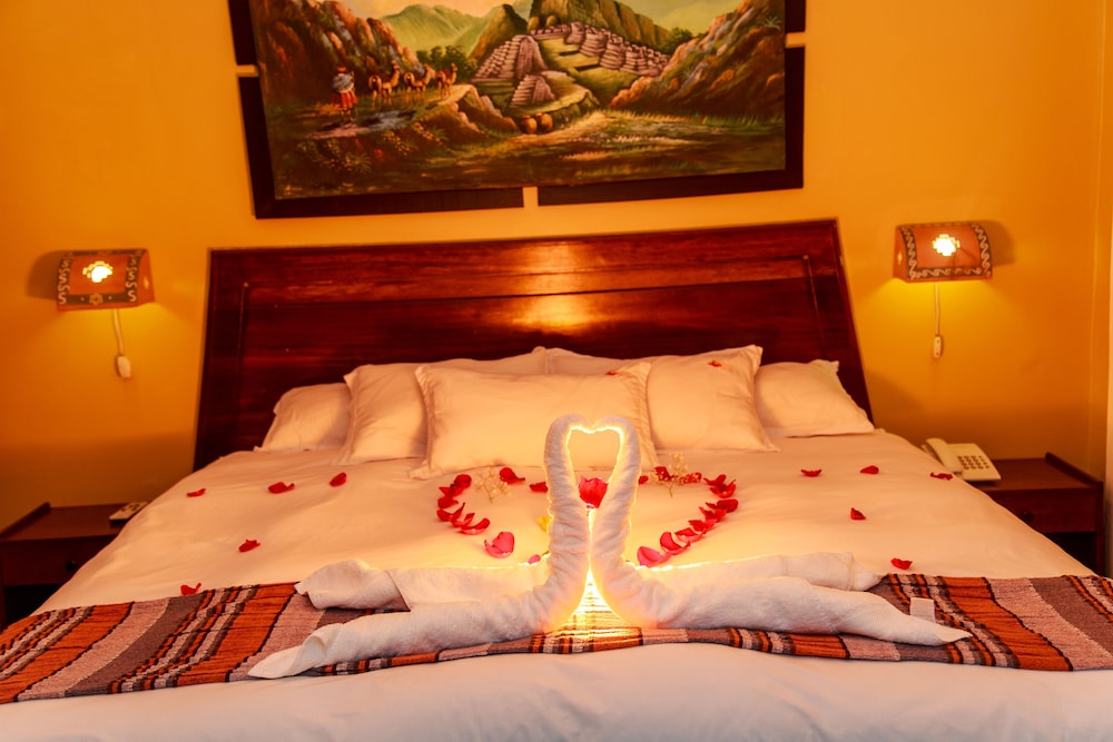 Superior Double Room, 1 King Bed, Bathtub, River View photo 2