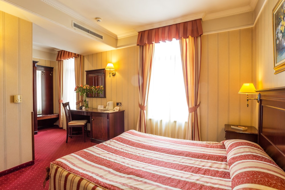 Standard Double Room photo 1