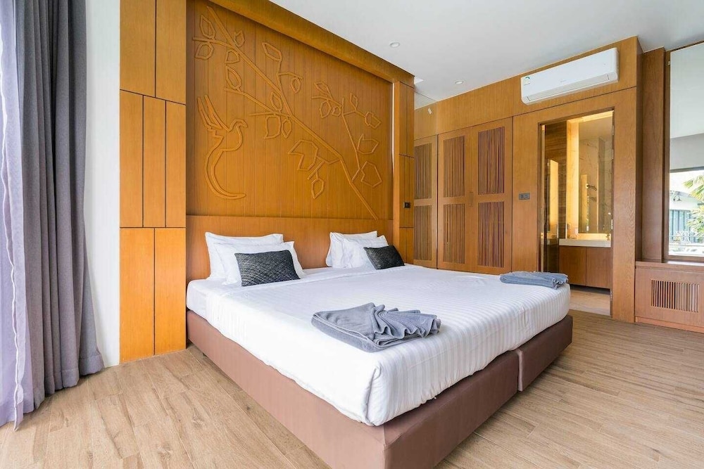 Premier 2 Bedroom Pool Access - Photo 11