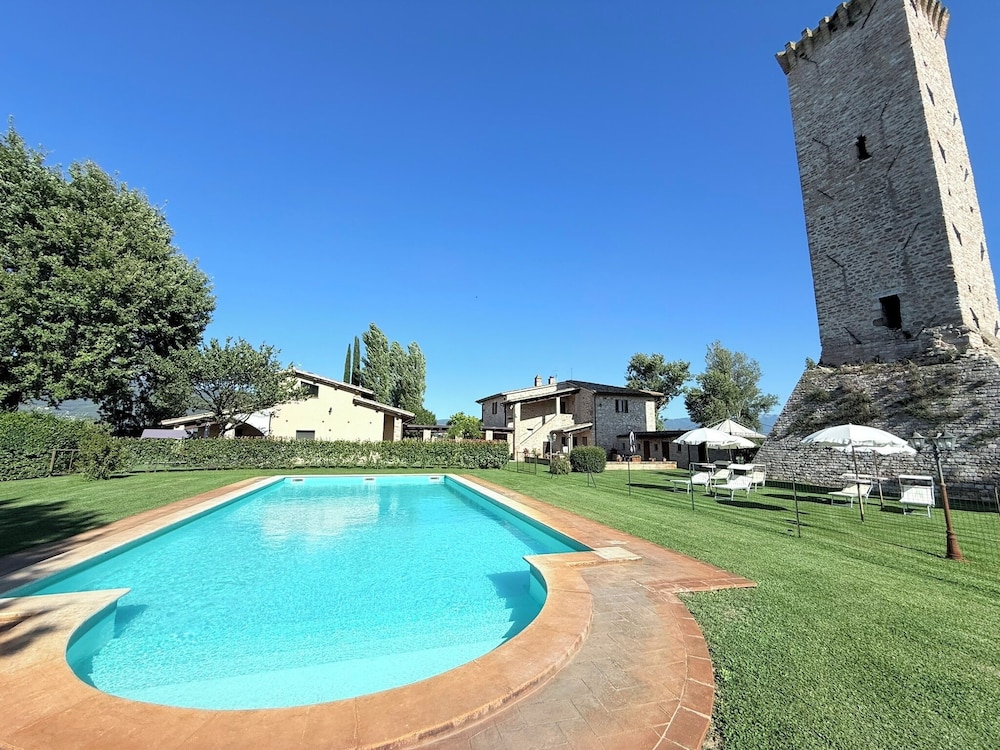 Villa, 4 Bedrooms, Smoking, Private Pool photo 1