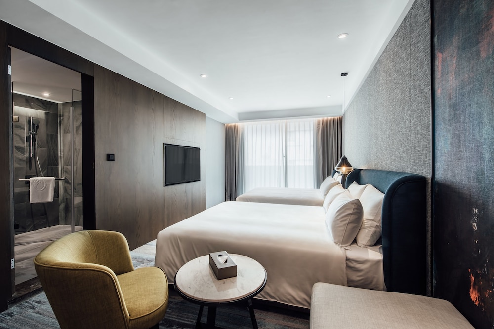 Deluxe Quadruple Room, Balcony