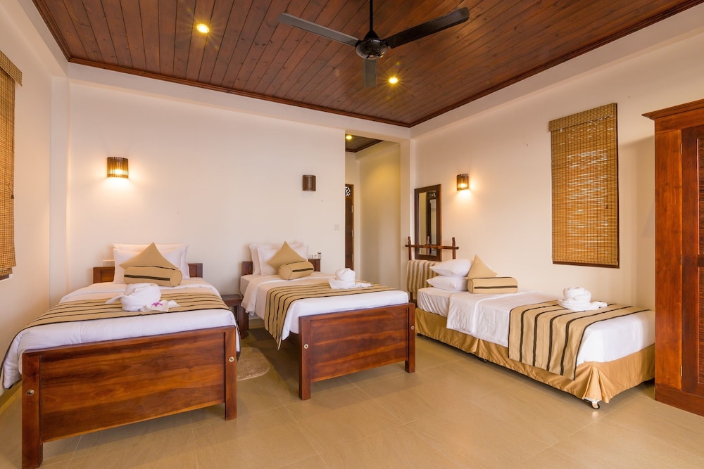 Deluxe Double or Twin Room, Balcony, Lagoon View