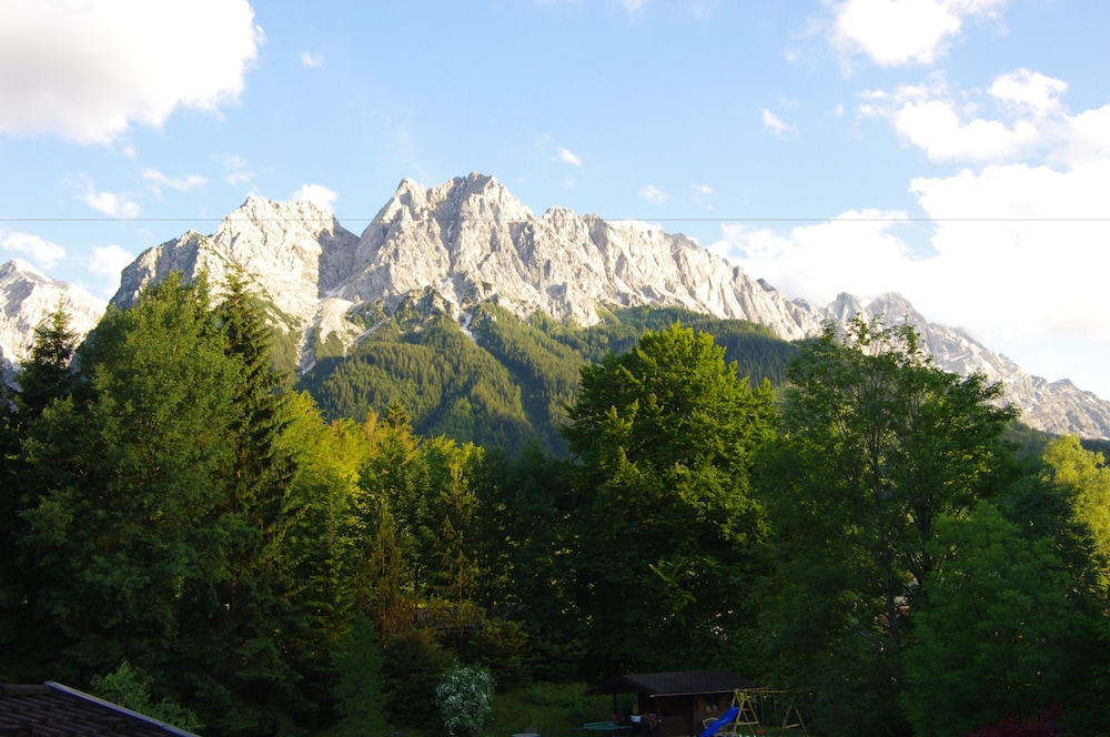 Standard Double Room, Non Smoking, Mountain View