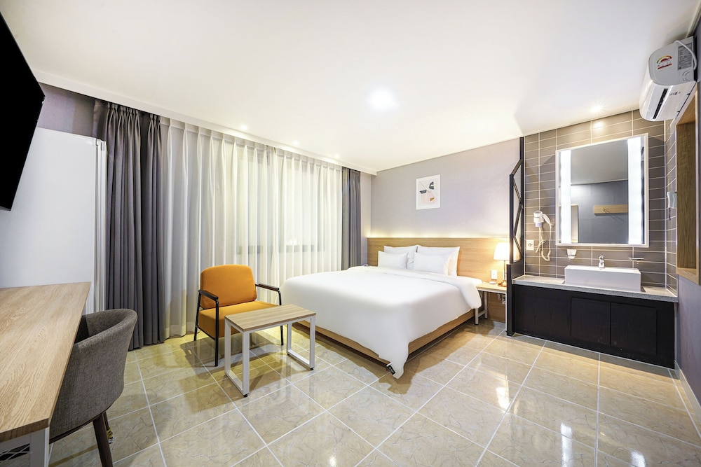 Exclusive Room