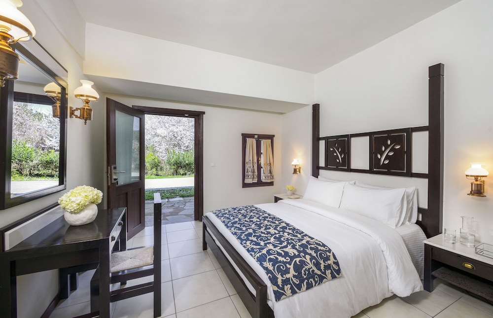 Family Room (with Bunk Bed) - Photo 4