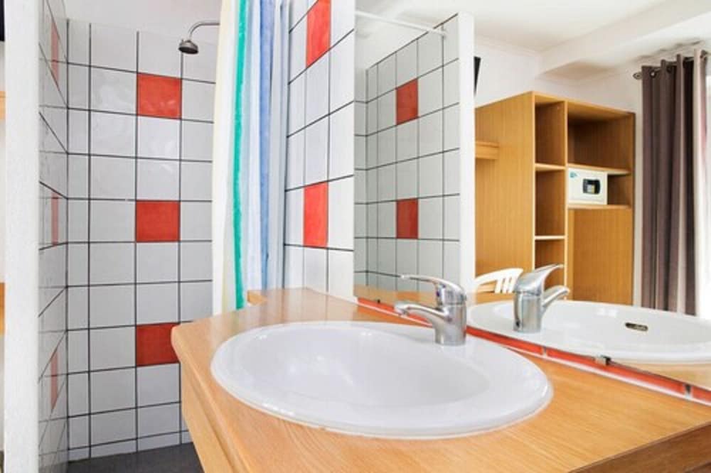 Double Room, Shared Bathroom photo 2