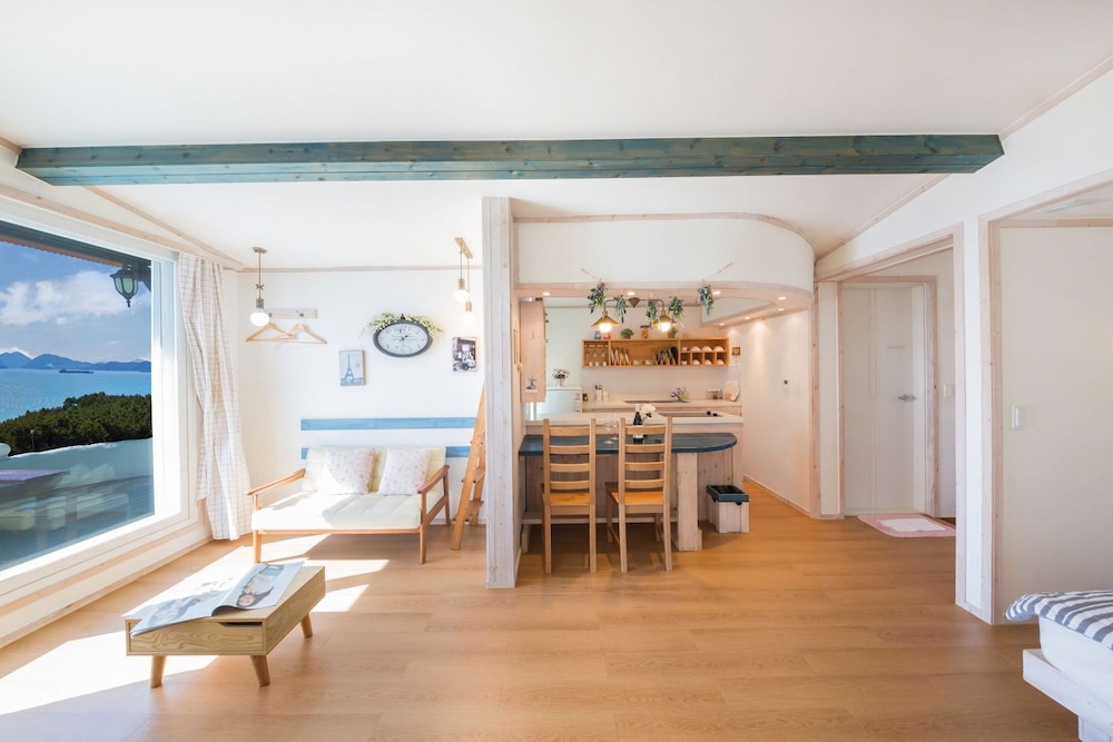 Standard Double Room, Sea View photo 1