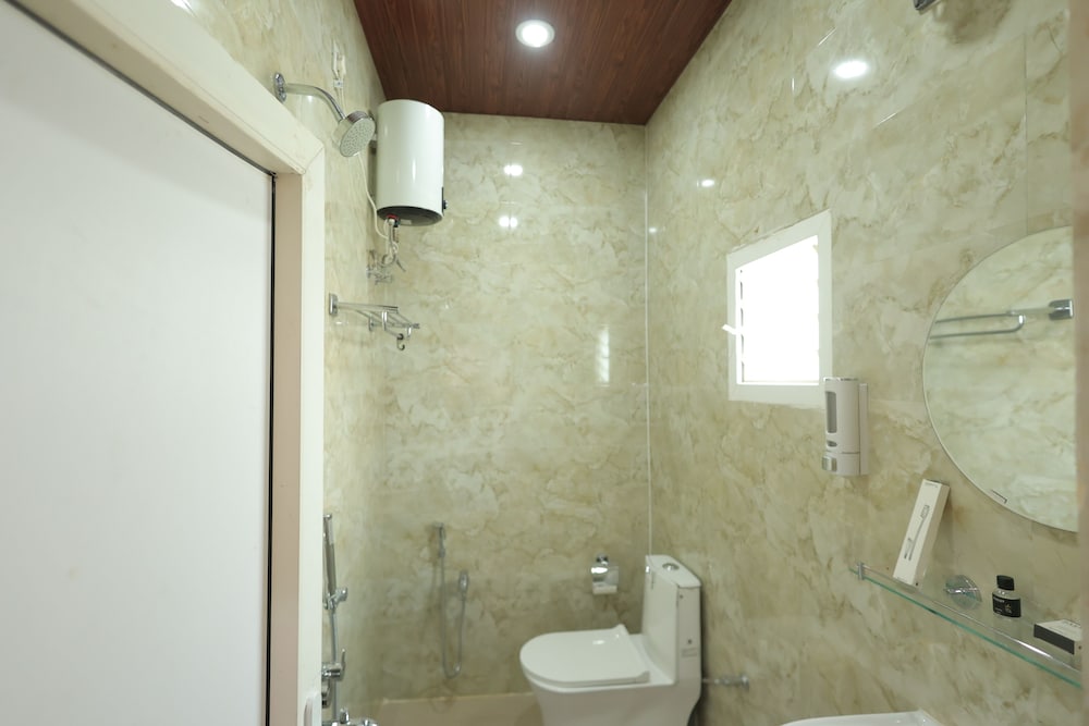 Deluxe Double Room, Balcony, Garden View