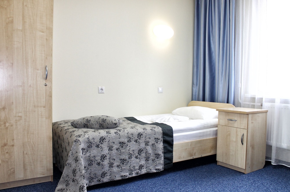 Standard Room, 2 Bedrooms photo 3