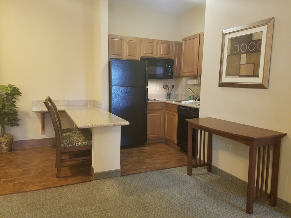 Suite, 2 Bedrooms, Kitchen (2 Queen Beds, Sofa Bed) - Photo 6