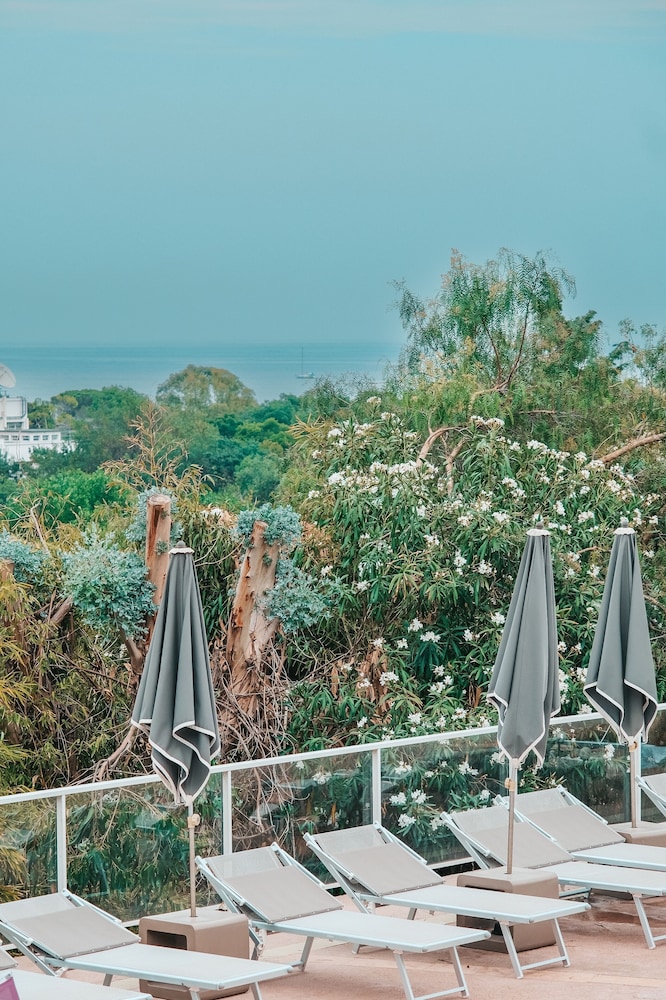 Exclusive Double Room, Sea View - Photo 3