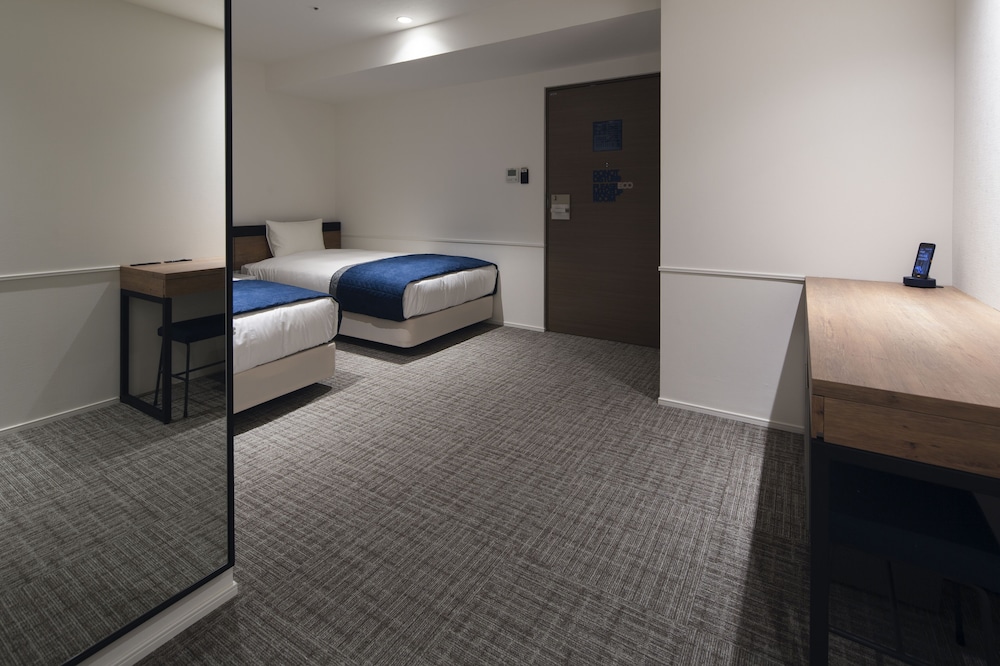Twin Room, Non Smoking photo 2