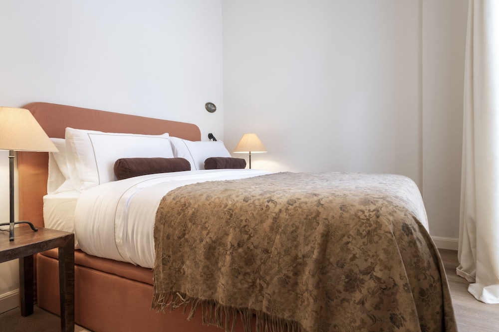 Suite, 2 Bedrooms, Balcony