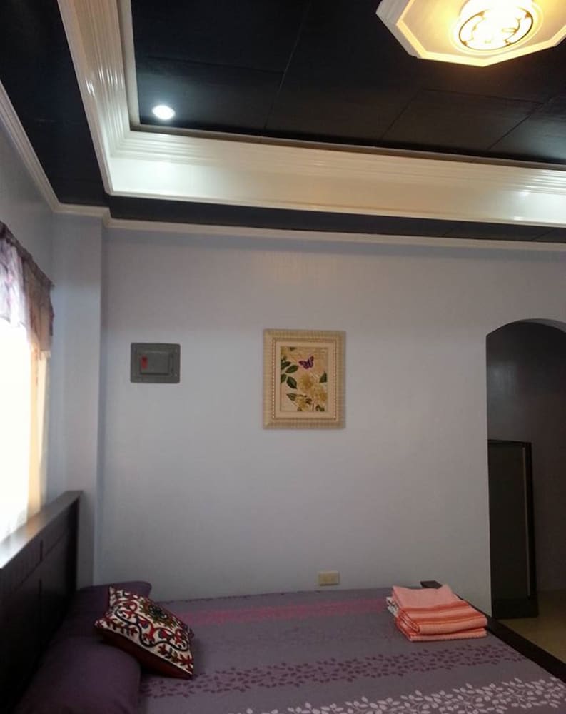 Family Room photo 3