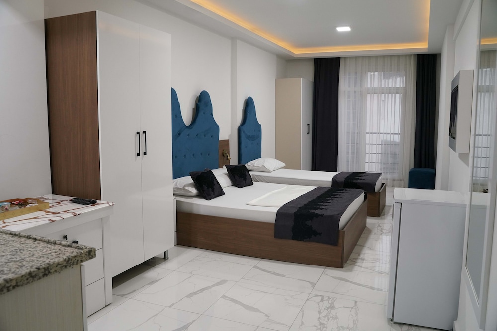 Standard Triple Room photo 3