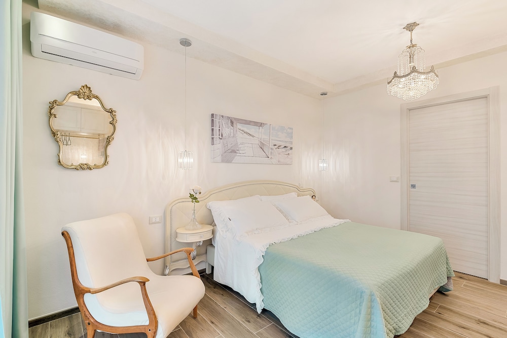 Deluxe Double Room, Pool View, Annex Building (Via di murlo, 10/E) photo 3