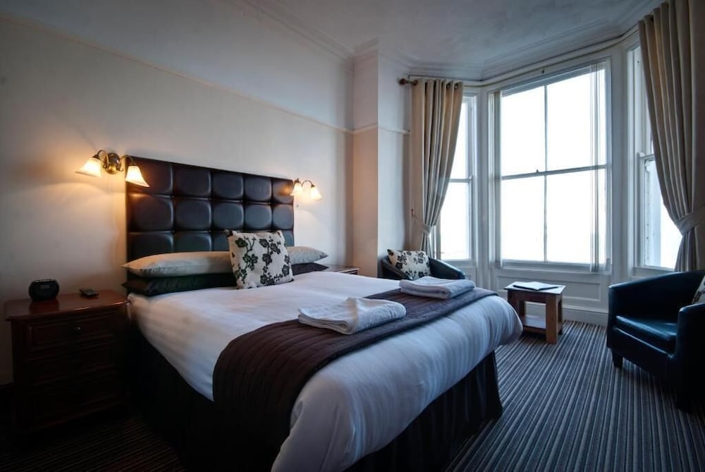 Comfort Room, 1 King Bed, Sea View