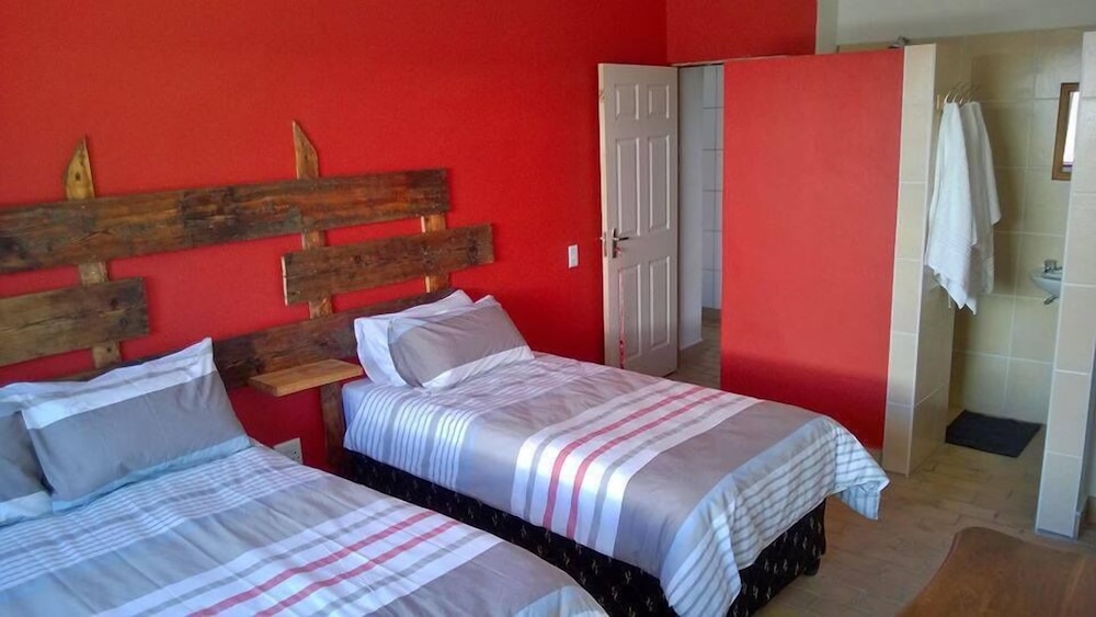 Basic Studio Suite, 1 Bedroom photo 1