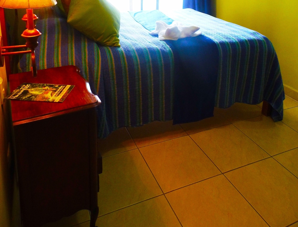 Room, 1 Queen Bed, Non Smoking photo 2