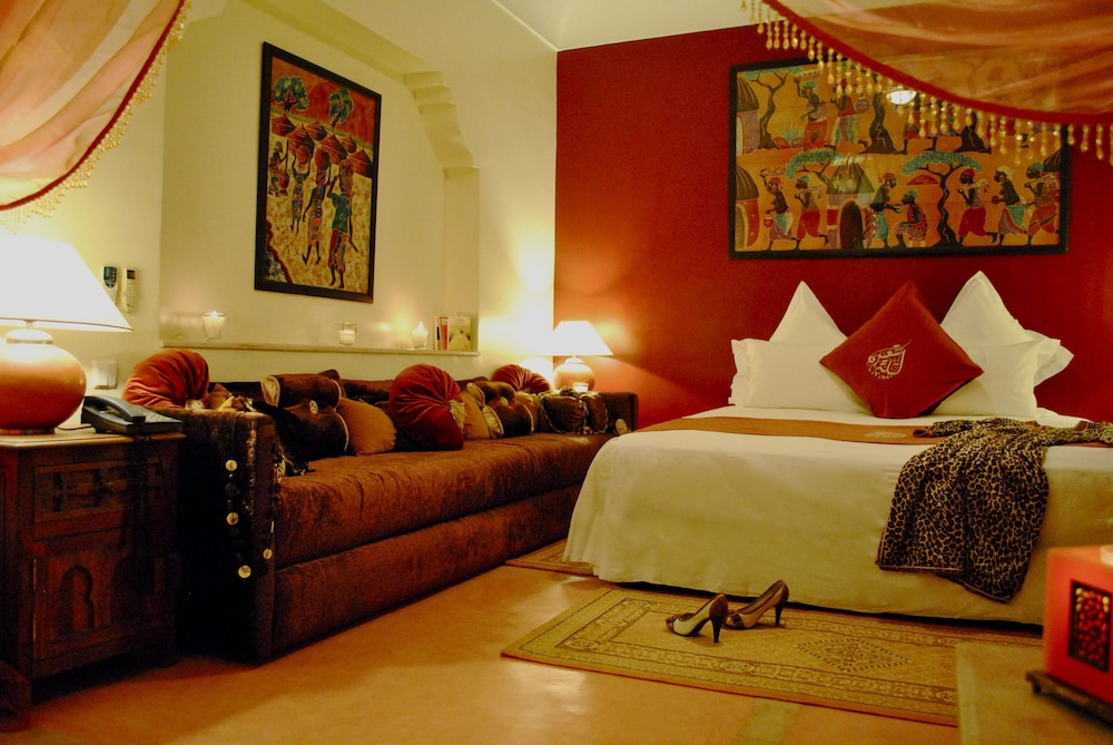 Deluxe Room - Photo 5