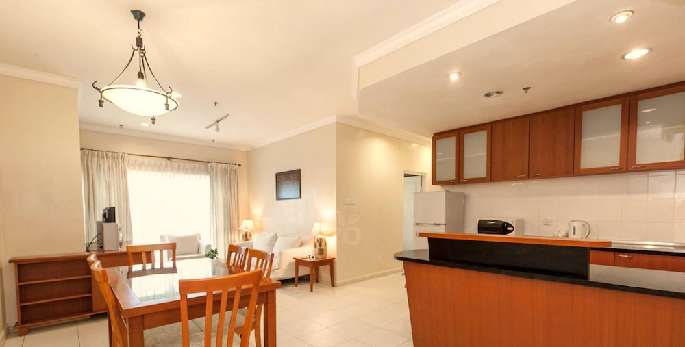 Executive Apartment, 2 Bedrooms - Photo 4