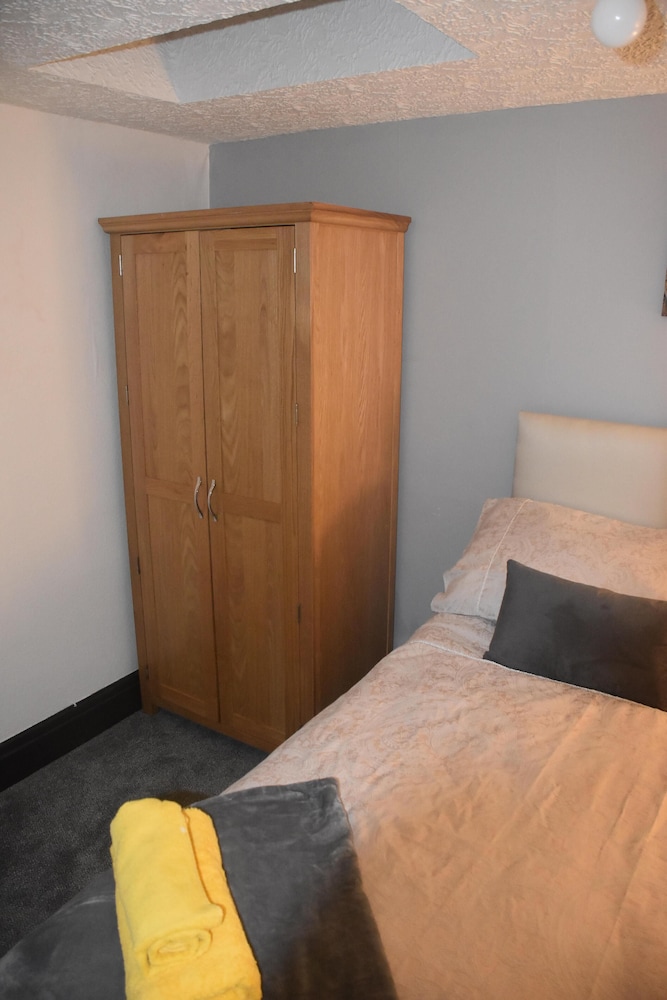 Double or Twin Room, Ensuite photo 2