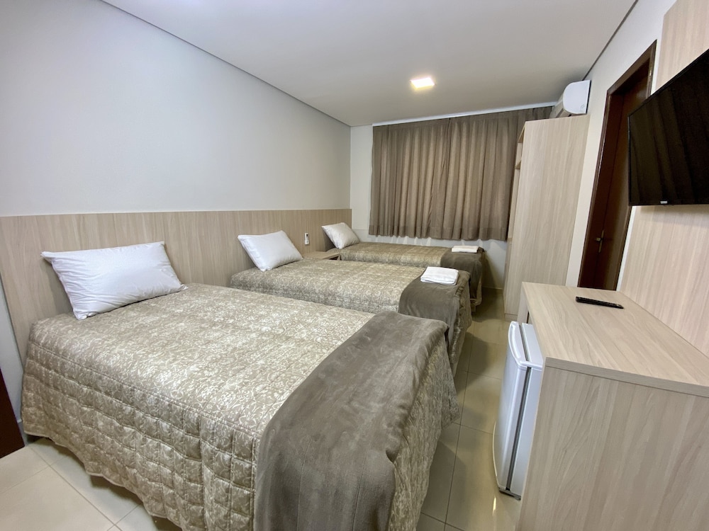 Comfort Room, 3 Twin Beds