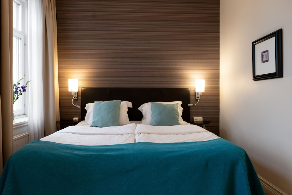 Superior Double Room, River View - Photo 6
