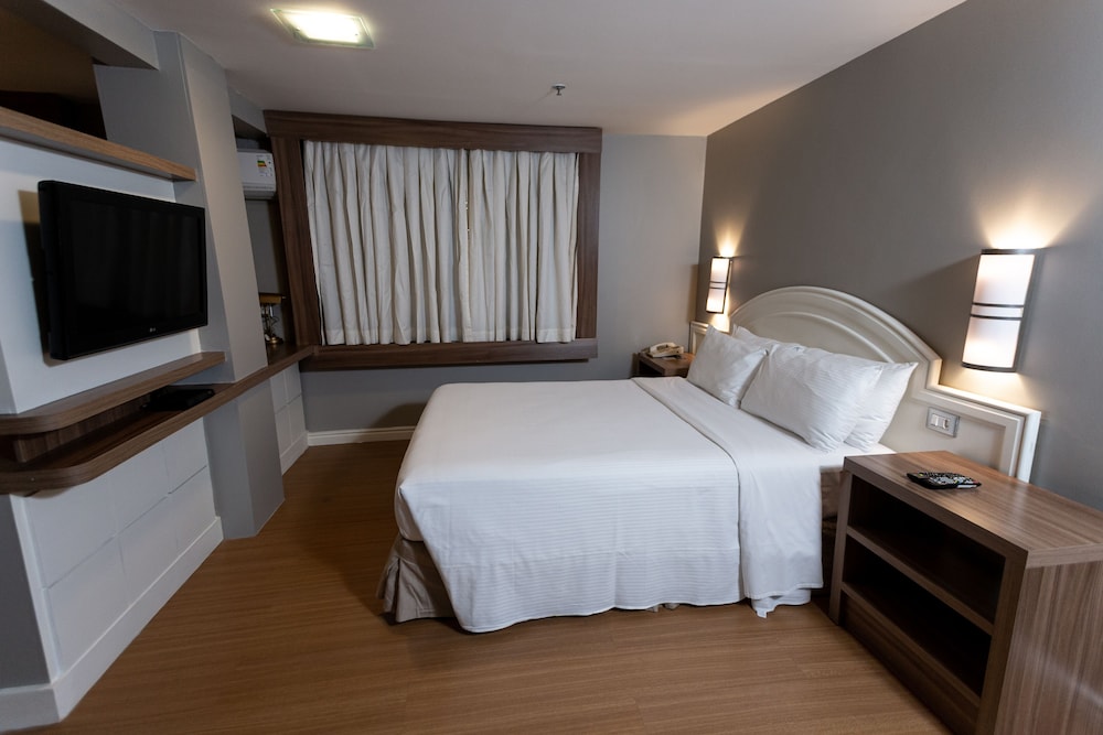 Superior Twin Room, 2 Double Beds - Photo 10
