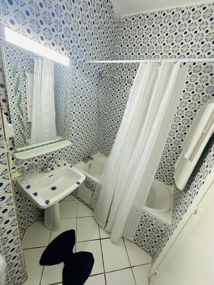 Triple Room, Sea View - Photo 10
