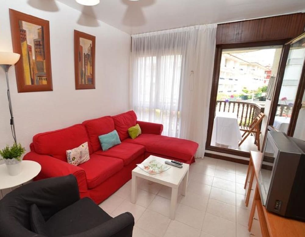 Apartamento Familiar, 2 habitaciones, con vista al jardín