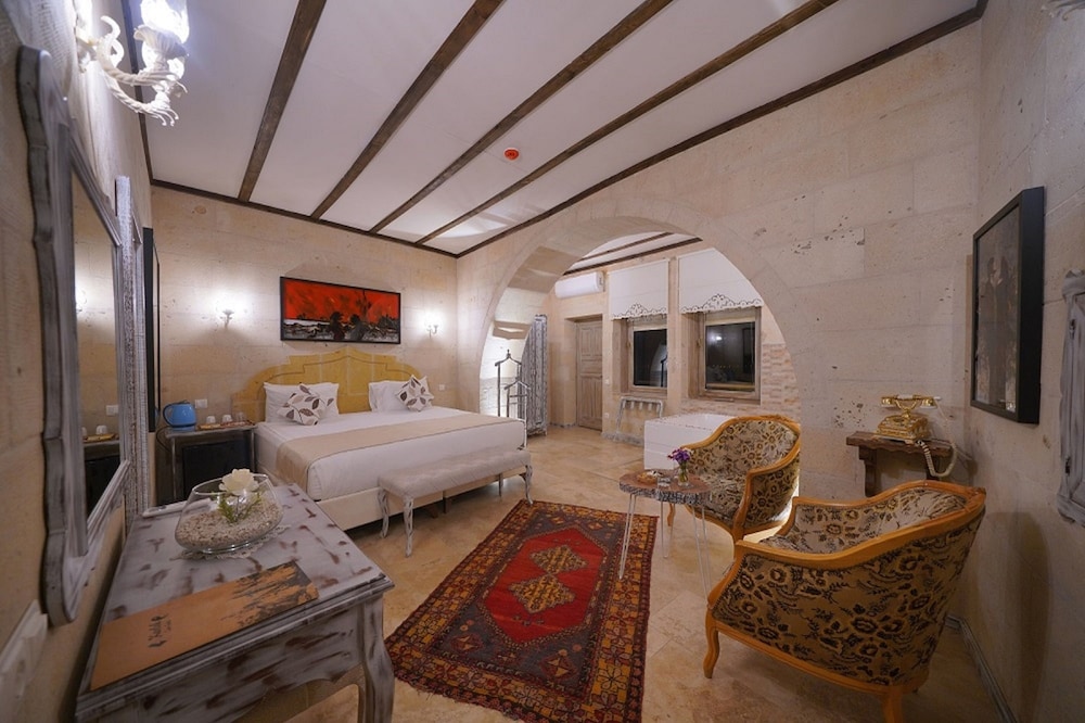 Panoramic Room - Photo 10