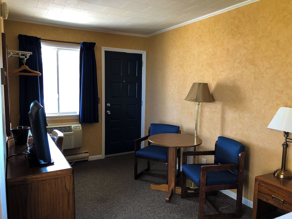 Standard Room, 1 Queen Bed, Park View, Corner photo 3