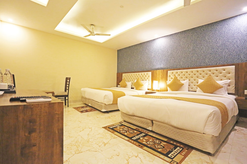 Family Quadruple Room - Photo 9