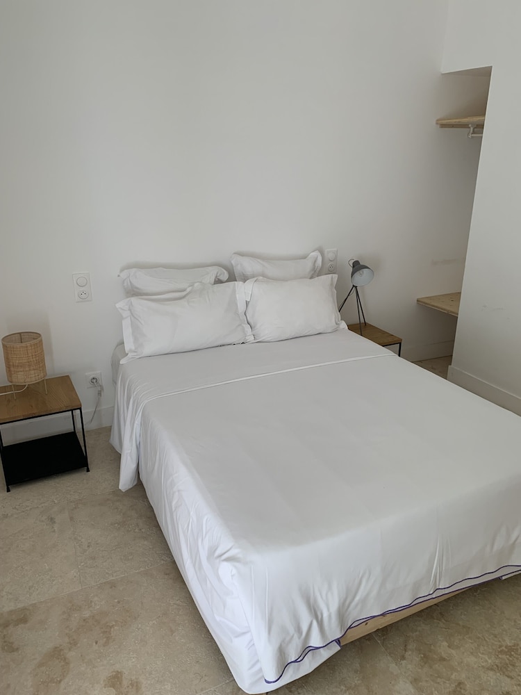 Standard Single Room, Accessible (Chambre Standard PMR) photo 2
