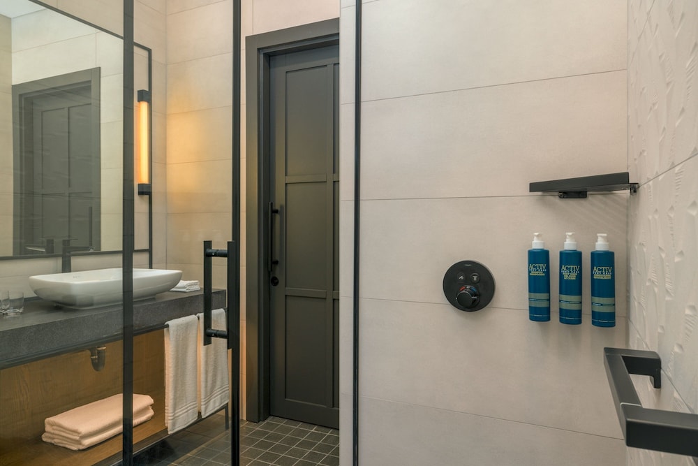 Superior Room, 1 Double Bed, River View (Balcony)