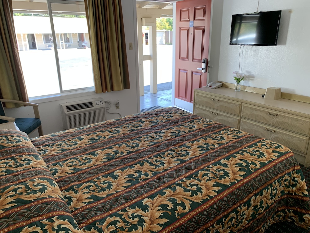 Room, 1 Queen Bed, Non Smoking photo 1