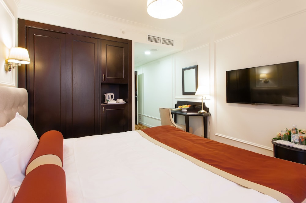 Standard Double or Twin Room photo 3