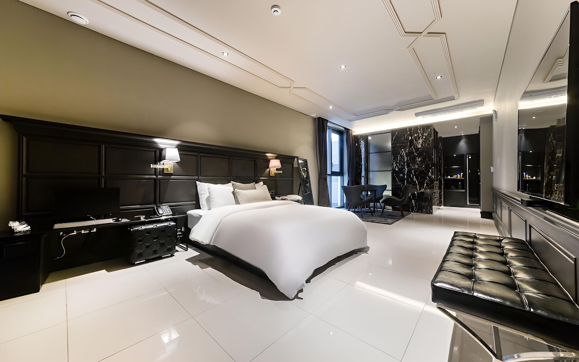 Room (VIP (NETFLIX available microwave air ) - Photo 4