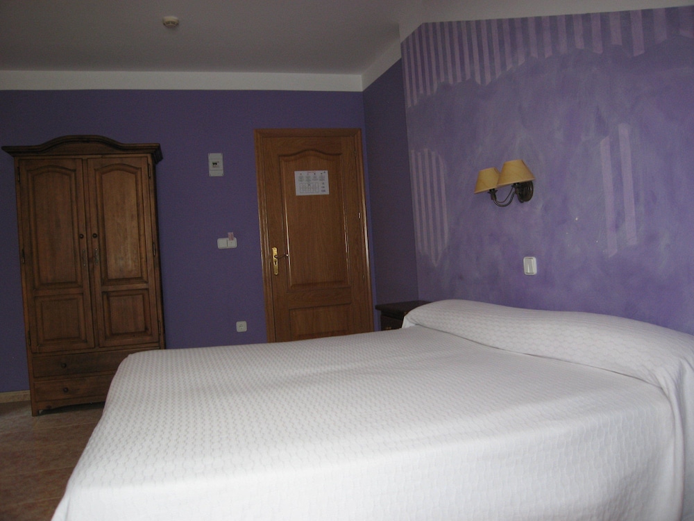 Double Or Twin Room photo 2