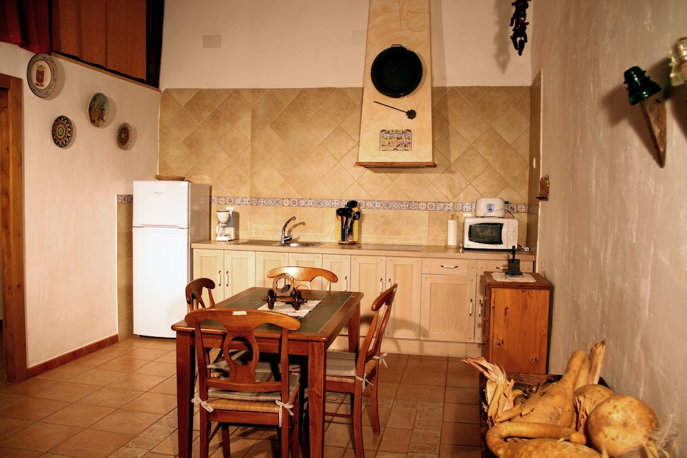 Family Apartment, 2 Bedrooms, Private Bathroom photo 2