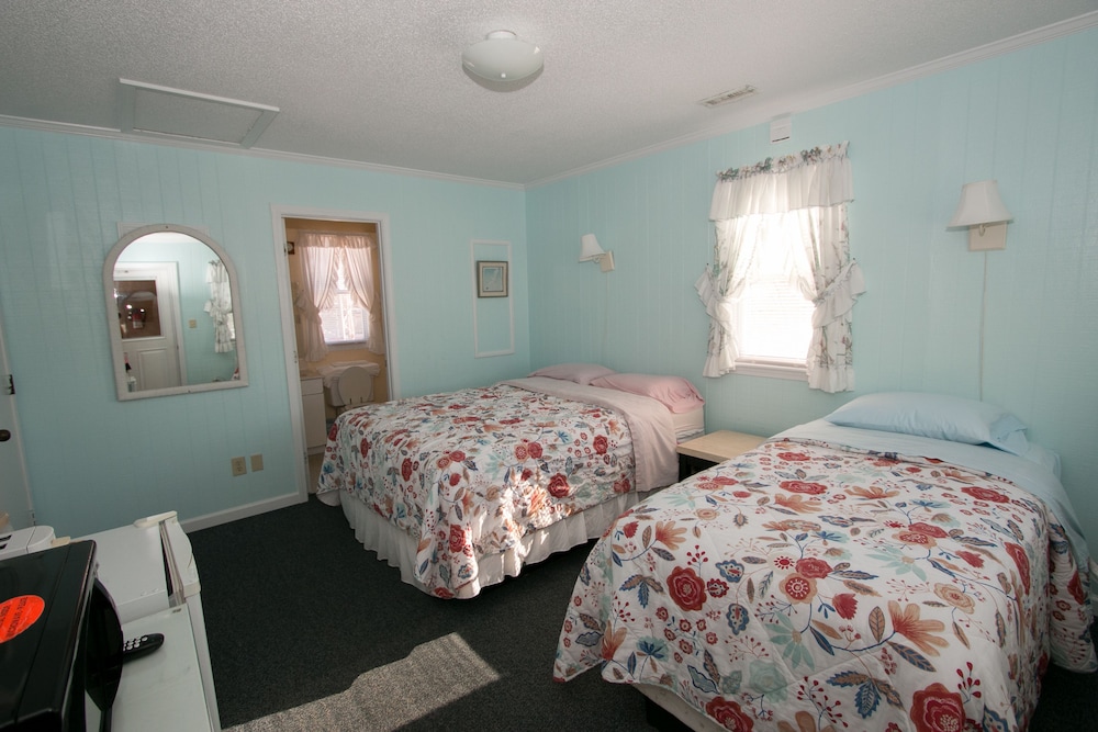 Standard Room, 1 Bedroom, Non Smoking photo 3