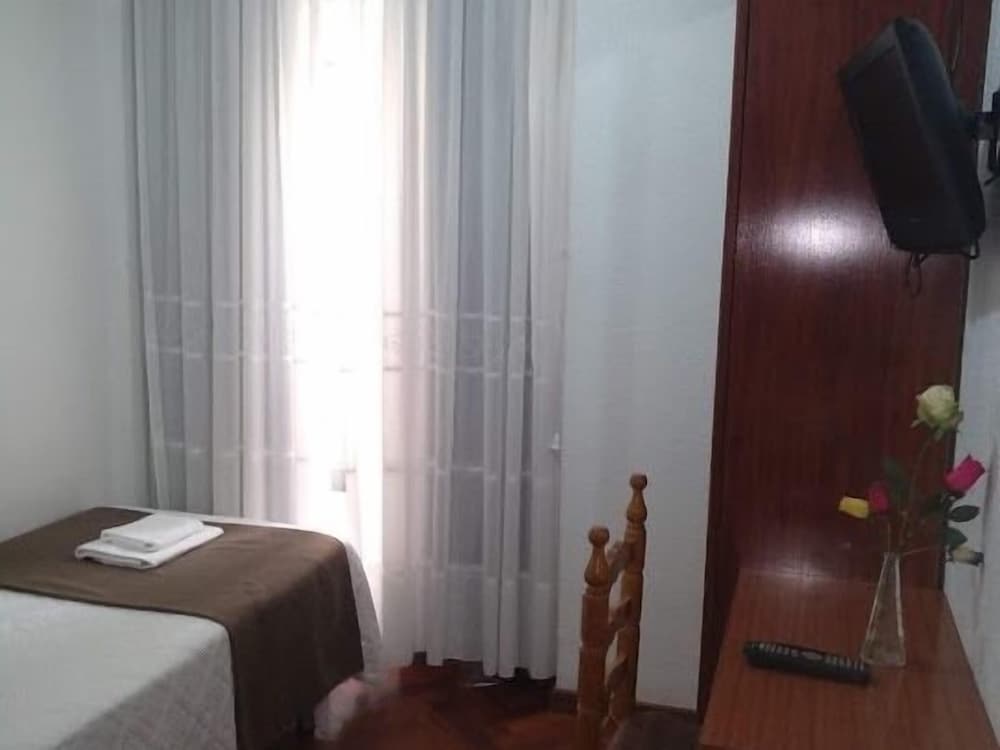Basic Single Room, Ensuite, City View