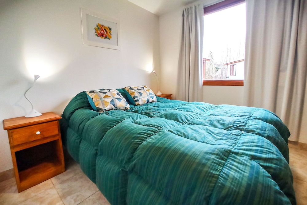 Comfort Cabin, 1 Queen Bed, Garden View photo 1