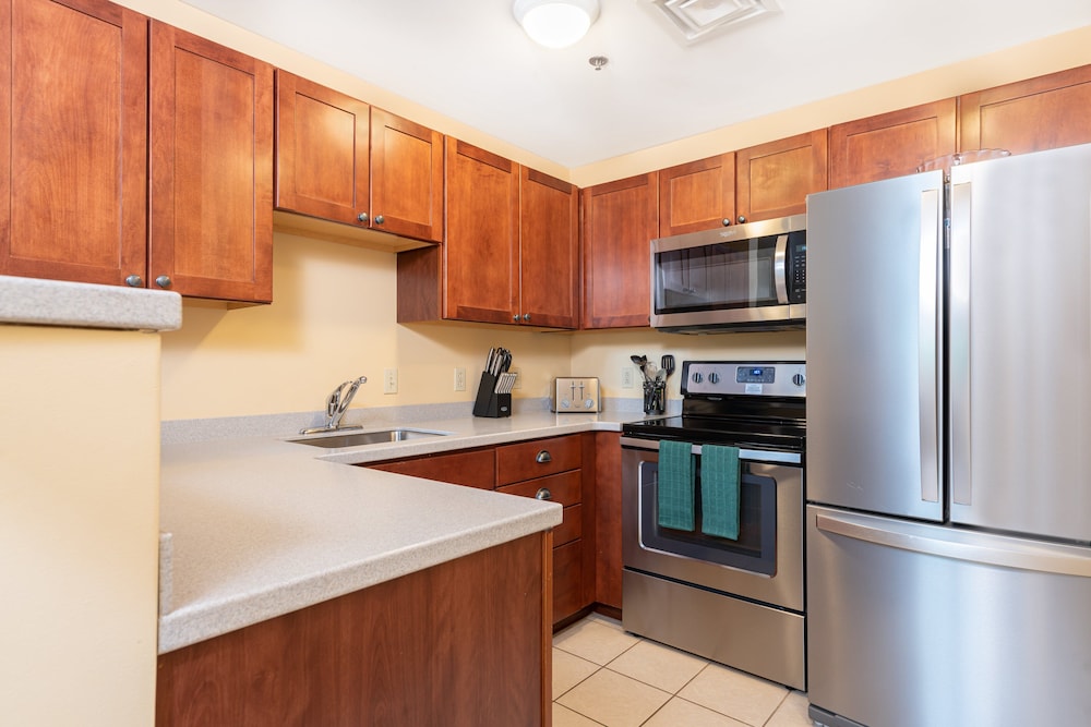 Suite, 1 Bedroom (Plus Loft) - Photo 4