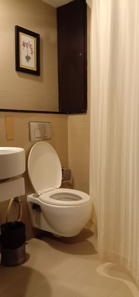 Standard Double or Twin Room - Photo 3