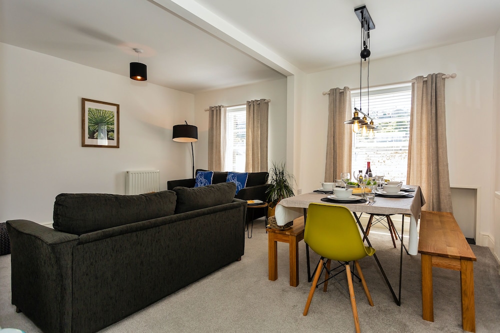 Deluxe Apartment photo 1